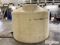 Norwesco 1,650 Water Tank 