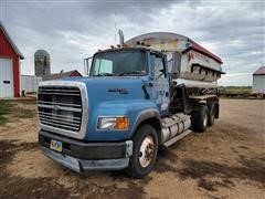 1995 Ford LTA9000 Aero-Max T/A Fertilizer Tender Truck 