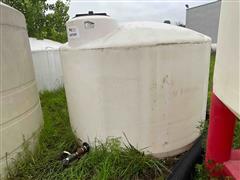 1550 Gal Dura-Cast White Vertical Storage Tank 