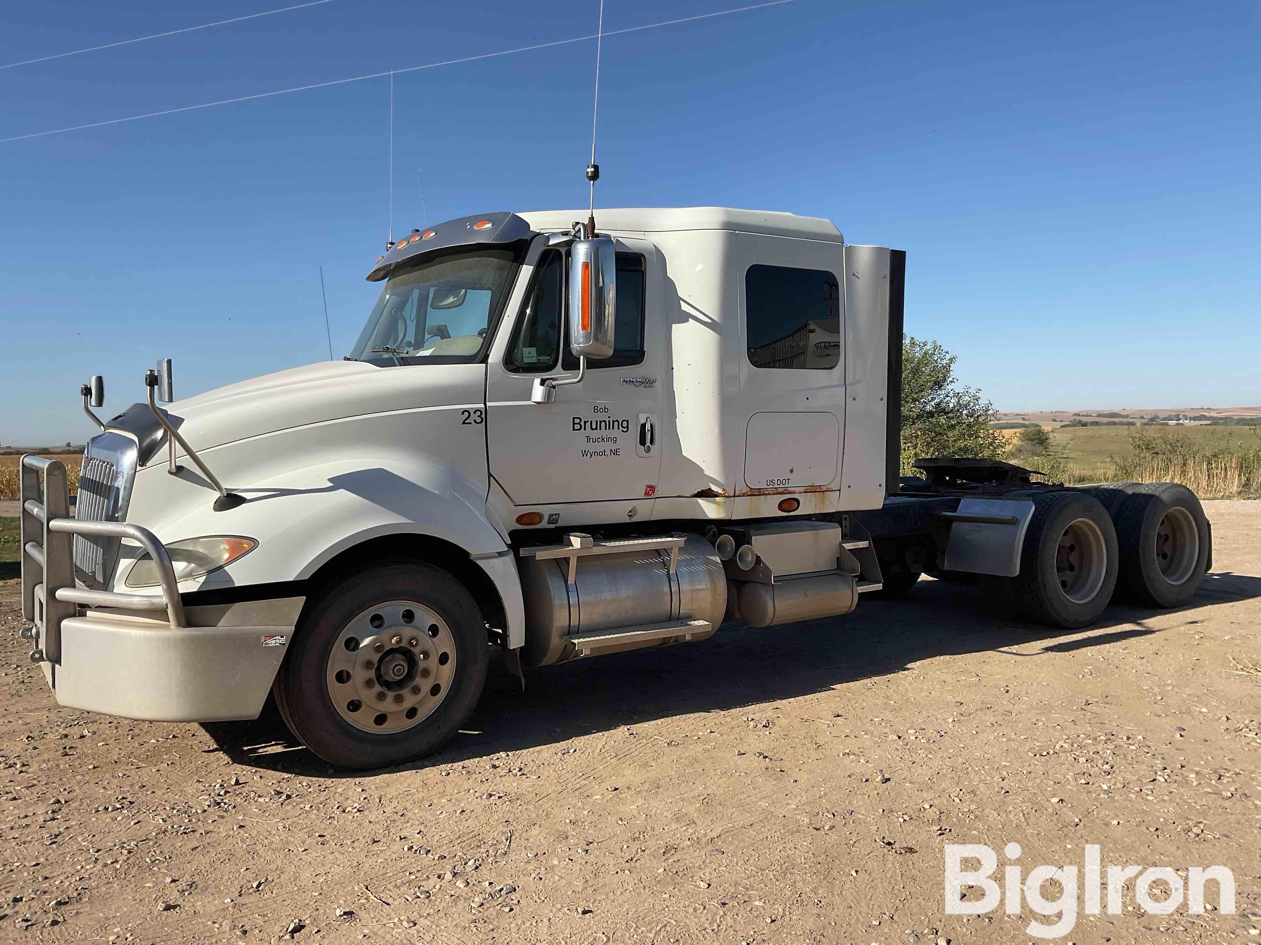 2009 International ProStar Premium T/A Truck Tractor 