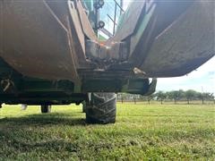 items/db7279a1fe23ed1197b00003fff934d4/johndeere454header-2_566ebead7e704d79bb13e5b832551f7d.jpg