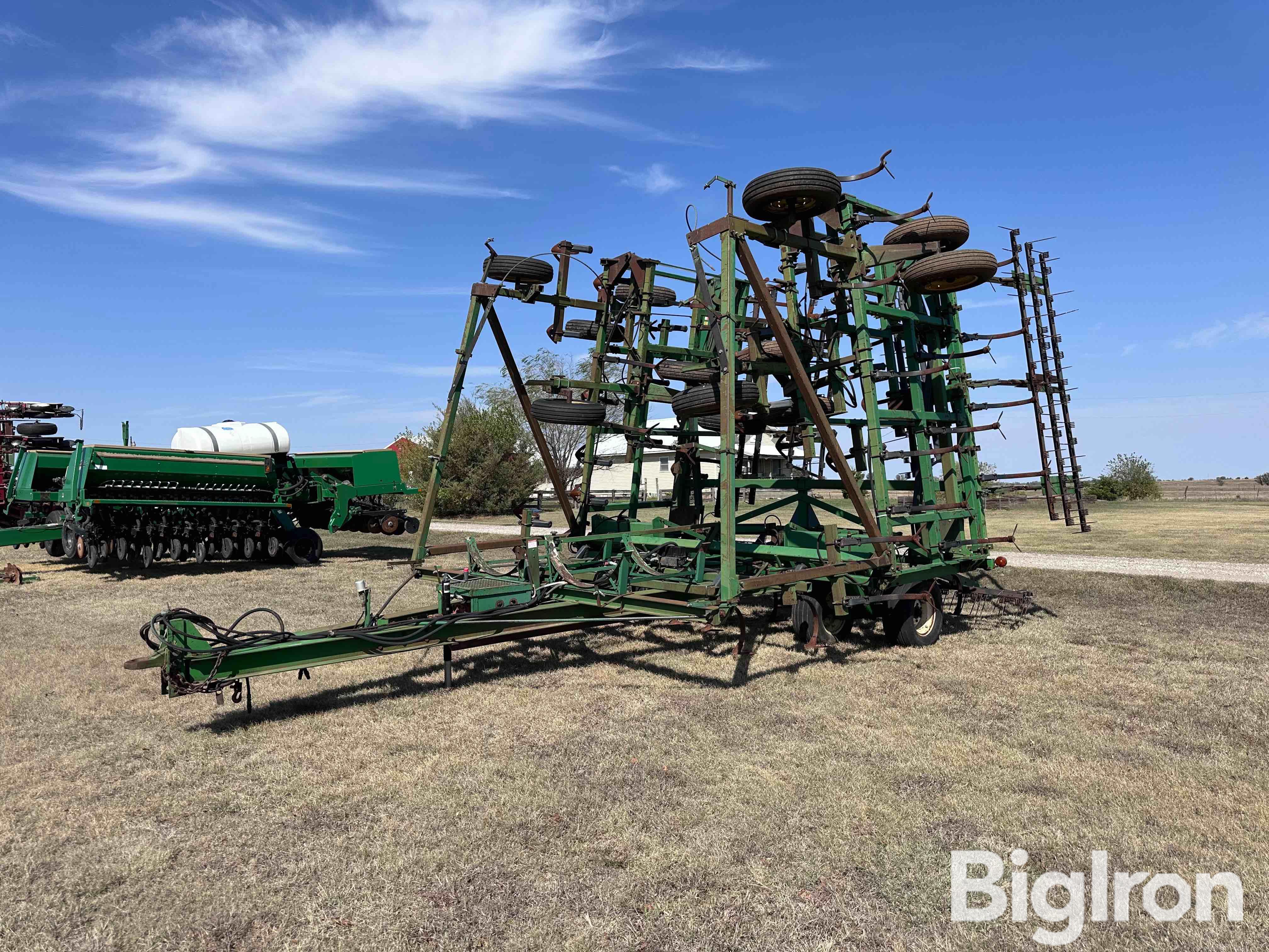 John Deere 1060 48’ Field Cultivator 