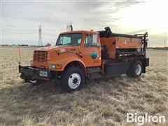 2001 International 4900 4x2 Asphalt Patch Truck 