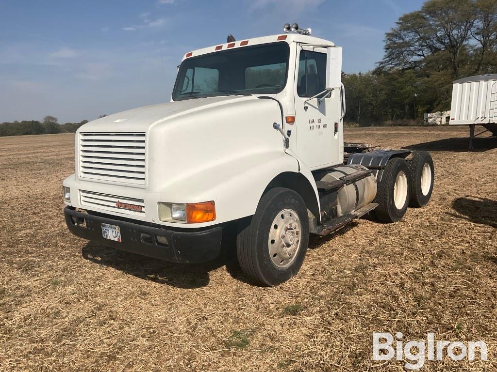 1990 International 8300 T/A Truck Tractor 