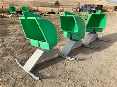 Behlen Super Wind Vane Mineral Feeders 