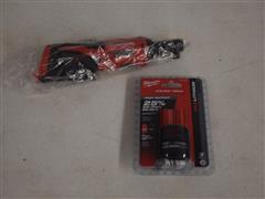 Milwaukee M12 3/8" Ratchet With Red Lithium CP 2.5 Battery 