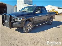 2006 Dodge RAM 2500 4X4 Extended Cab Pickup 