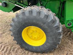 items/dc796cdd11874f6db739946cc01c553e/johndeeres680combine-6_b5e89386b15441bd9535f712868acc74.jpg