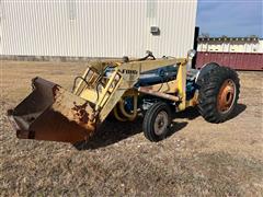 Ford 2000 2WD Tractor W/Loader & Bucket 