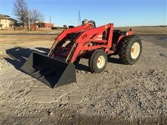 1972 International 574 2WD Tractor W/Loader 