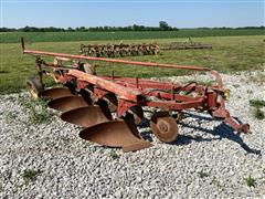 International 540 4 Bottom Plow 