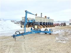 Kinze 2500 8/15R Planter 