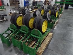 John Deere 7300 MaxEmerge 2 Vacuum Meter Planter Row Units 