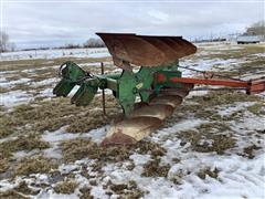 John Deere 4600 5 Bottom 16” In Furrow Spinner Plow 