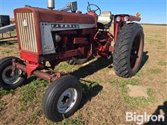 1972 Farmall 656 2WD Tractor 