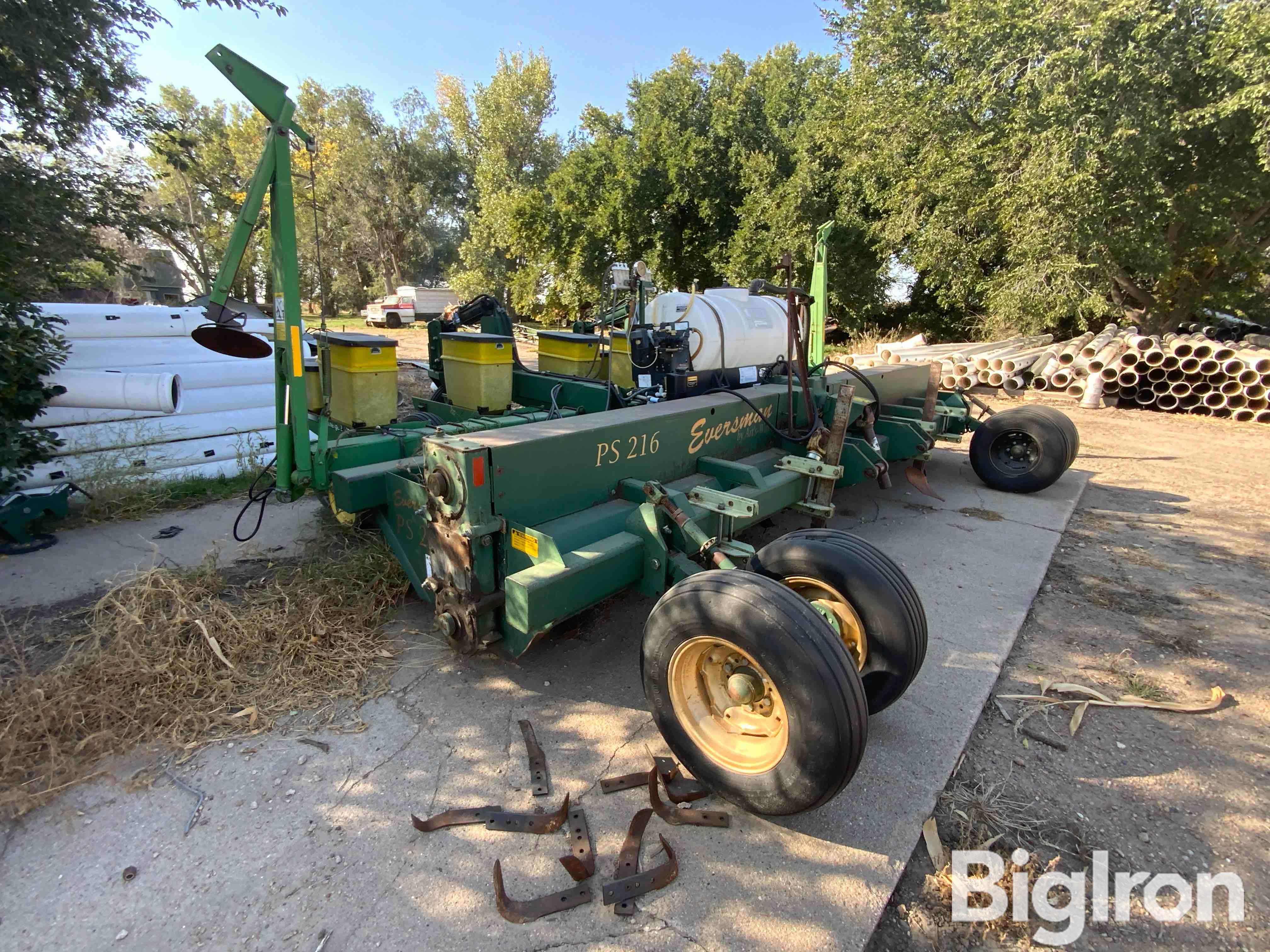 John Deere 7300 6R36W Planter W/Tiller & Lift Assist 