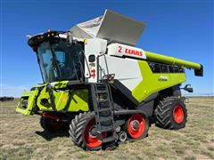 2022 CLAAS Lexion 7500TT 4WD Terra Trac Combine 