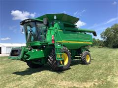 2007 John Deere 9560 STS 2WD Combine 