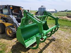 John Deere Grapple Bucket 