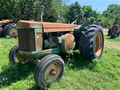 1952 John Deere R 2WD Tractor 