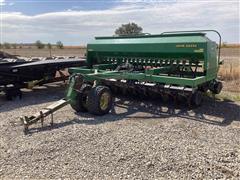 John Deere 1560 Drill 