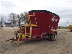 Supreme International 900T Feeder Mixer Wagon 