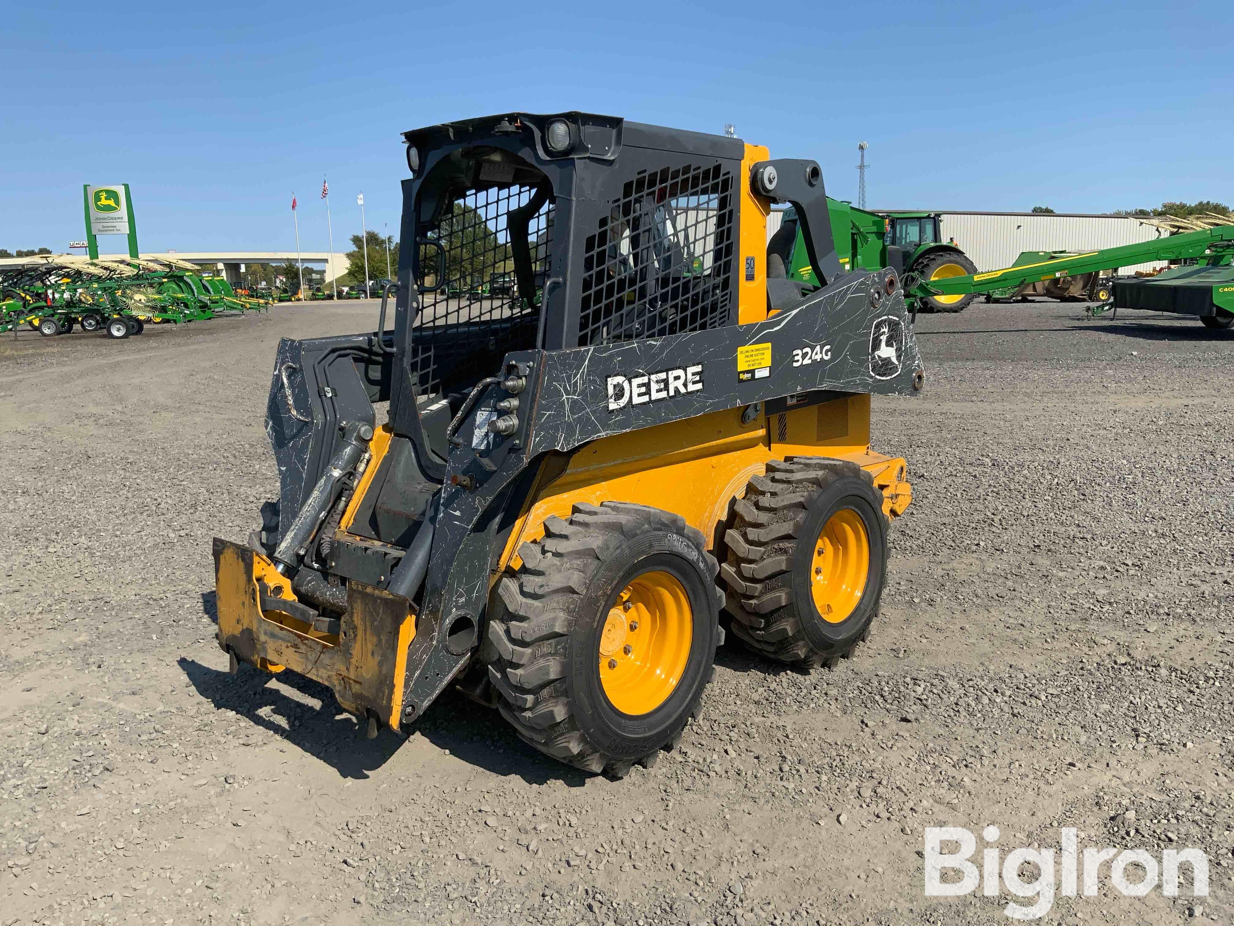 2021 John Deere 324G Skid Steer 