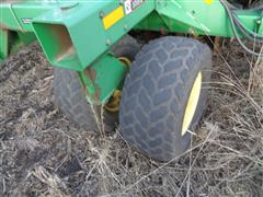 items/df0f82be38ccee11a73d000d3acfdee0/johndeere1850190042airseederwcommditycart_cad95f4150784c248cb47a7ccc555654.jpg