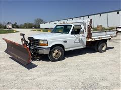 1995 Ford F350 XL 2WD Flatbed Pickup 