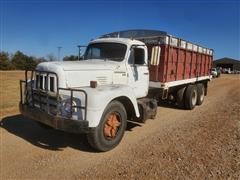 1968 International RF192A T/A Grain Truck 