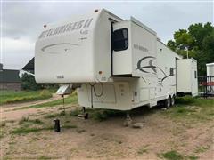 2003 Hitchhiker II T/A Slide Out 5th Wheel Camper 