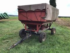 Gravity Wagon W/Hydraulic Auger 