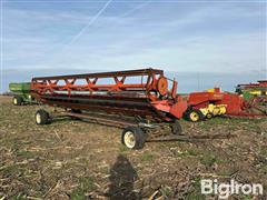 Massey Ferguson Rigid Header On T/A Header Trailer 