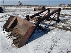 Loader W/ Bucket 