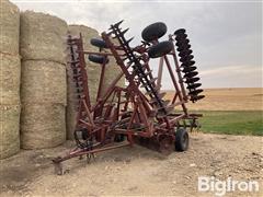 Massey Ferguson 820 Series 1867 30’ Wing Disk 