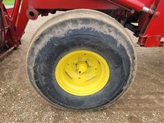 items/e0eb13f1d80cef11989a000d3ad43525/1972johndeere43202wdtractorwwestendorfloader_f18cca7059fe46a684bbd057d7c3b538.jpg