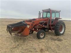 1970 International 826 2WD Tractor w/ Loader 