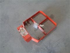 items/e144395d9802ec11b76a0003fff9404f/kubotamx5100grillguard_eb4d3e91e5a34113b7c051da299a0c84.jpg
