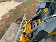 items/e188f98b1c5eef11a4e6000d3a62e002/johndeere318dskidsteer_58223173264244a9b7ef479e2b482155.jpg