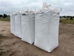 items/e1cb7b904069ee11a81c00224890f82c/cedarfiberbedding-42_261bdb8f8c404fc795f2b041bb90765b.jpg