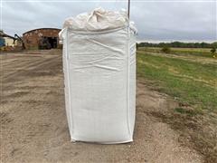 items/e1cb7b904069ee11a81c00224890f82c/cedarfiberbedding-42_73fa9078872d4749a3bb865da304504a.jpg