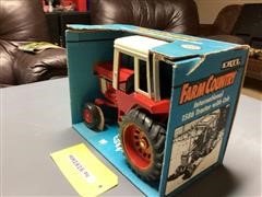 Ertl International 1586 Collectible Toy Tractor 