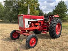 1965 Farmall 656 2WD Tractor 