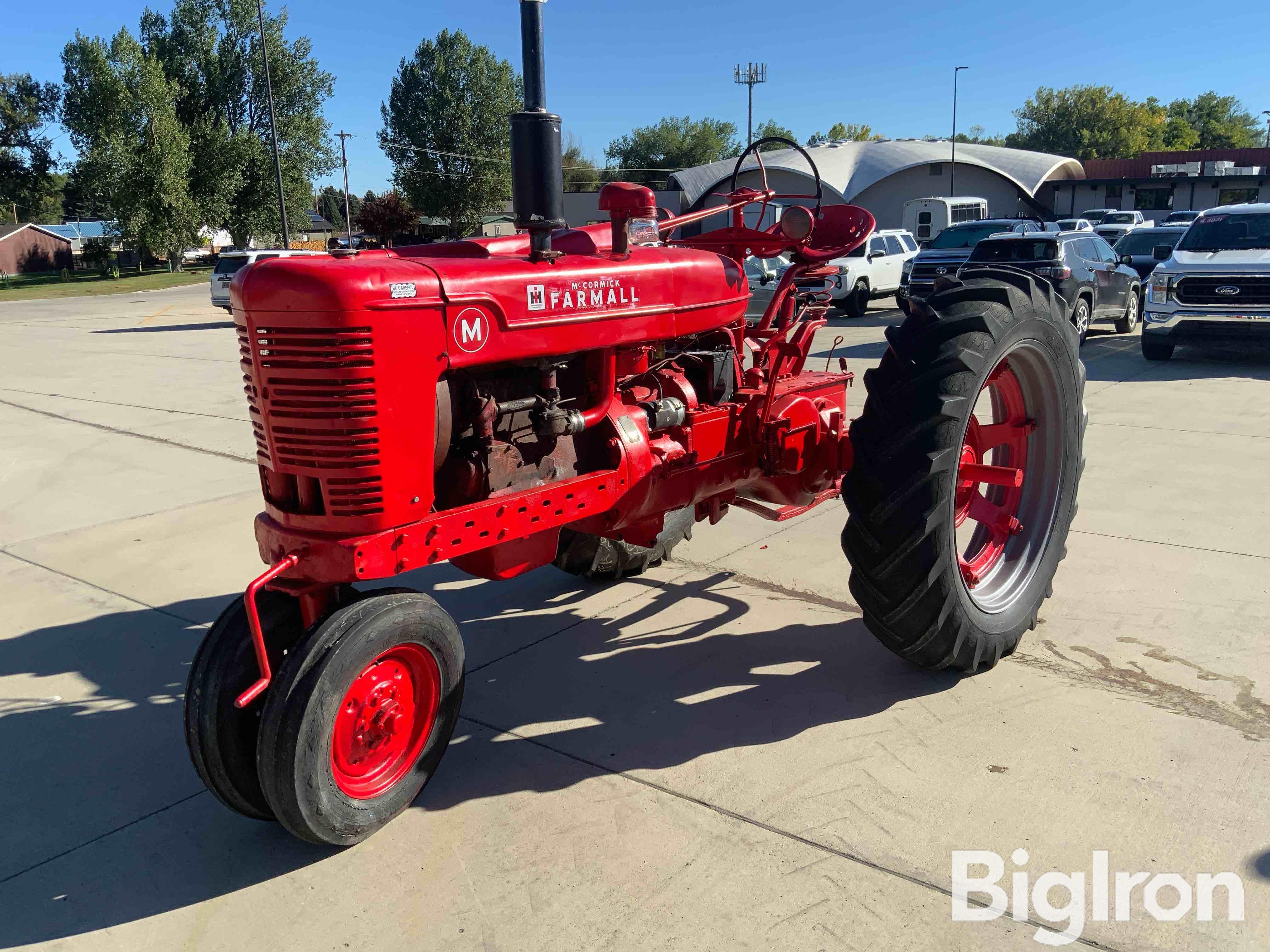 Farmall M Narrow Front 2WD Tractor 