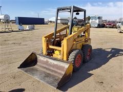 1972 Case 1537 Uni-Loader Skid Steer W/Bucket 