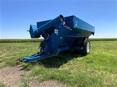 Kinze 1050 Grain Cart 