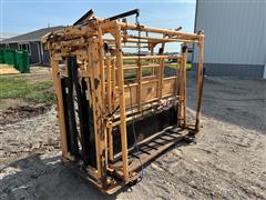 For-Most 450 Manual Squeeze Chute 