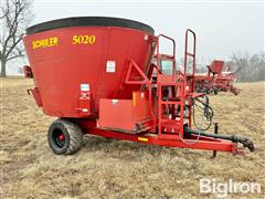 items/e2cb67d1f3ddef11b5427c1e52426a9d/schuler5020mverticalfeedmixerwagon_e31b52836bdd42bbbb87cdc3247604c3.jpg