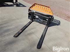 2024 Wolverine PFA-11-3300G Hydraulic Pallet Forks Skid Steer Attachment 