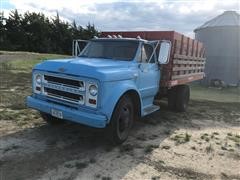 1967 Chevrolet C50 Grain Truck 